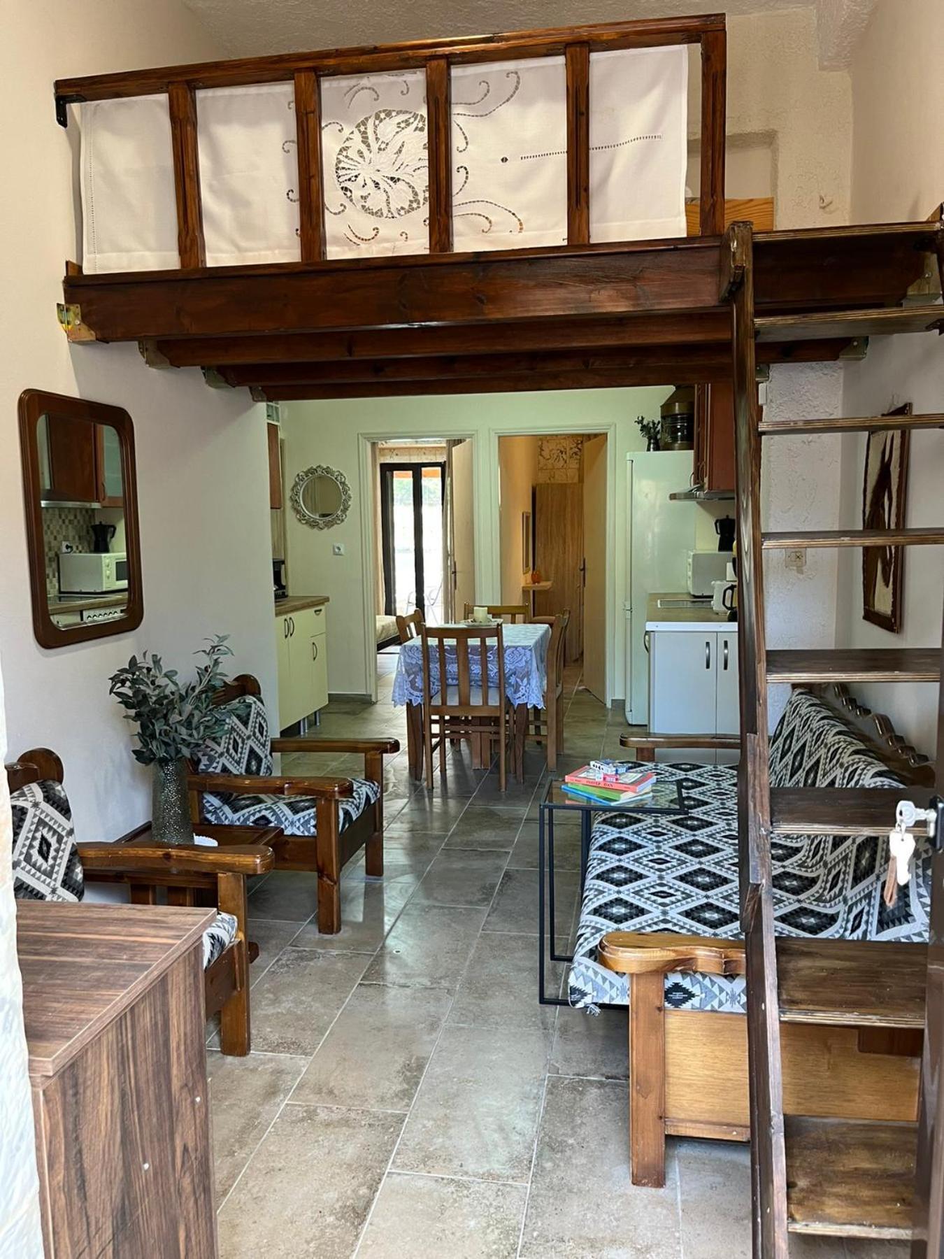 Milopetra Villa เจโรลิเมนาส ภายนอก รูปภาพ